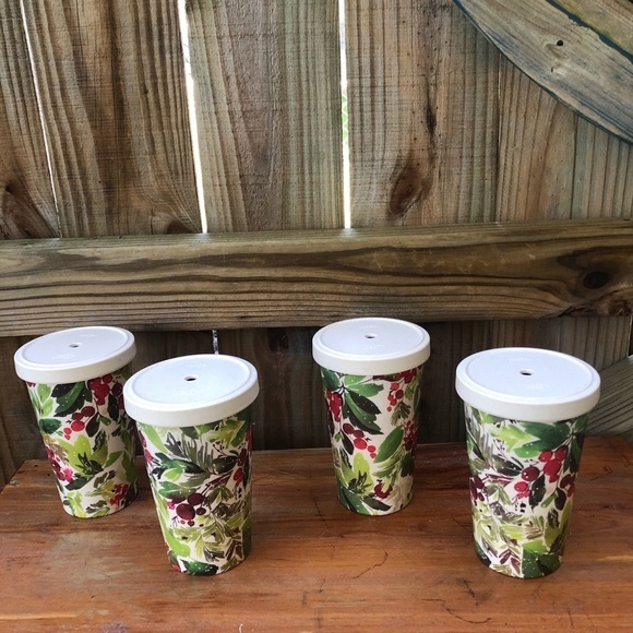 Set of 4 Patina Vie Holiday Holley Berry Bamboo Travel Tumblers & Lids Size 16oz - Picture 2 of 10
